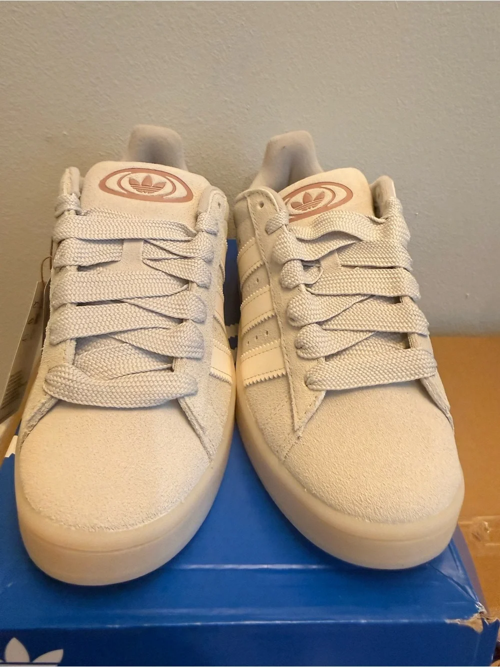 adidas Campus 00s W Cream/Off-White Suede Sneakers Size 9